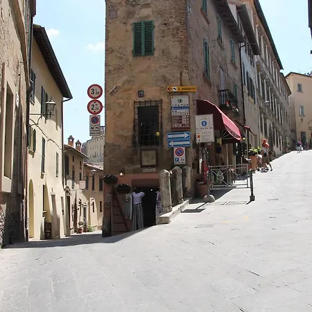 La Corte Segreta 3* Montepulciano Stazione