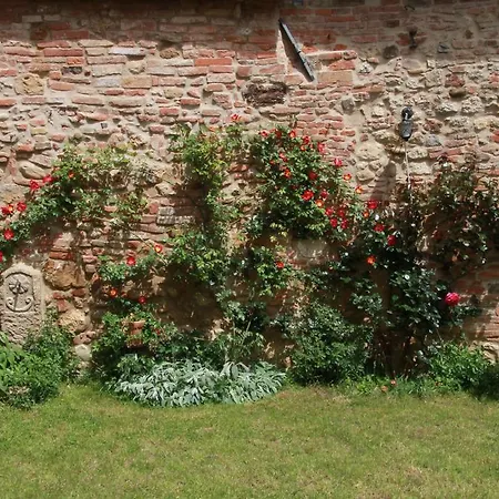 La Corte Segreta Maison d'hôtes 3*
